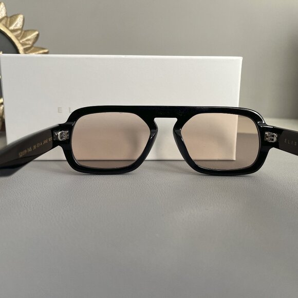 Elisa Johnson Jane Mini in gloss black sunglasses - Picture 7 of 7